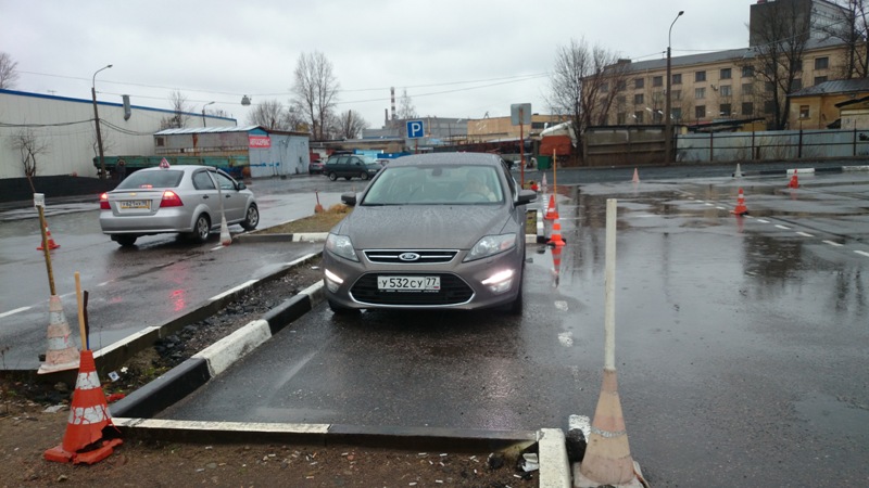 Восстановление навыков вождения с помощью автошколы Барнаула